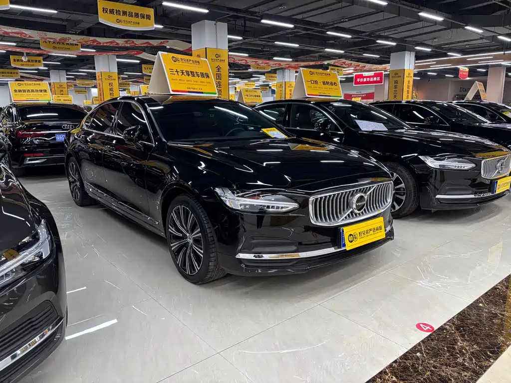 Volvo Volvo S90 2025 B5 Intelligent Luxury Edition 2025 - thumbnail 3