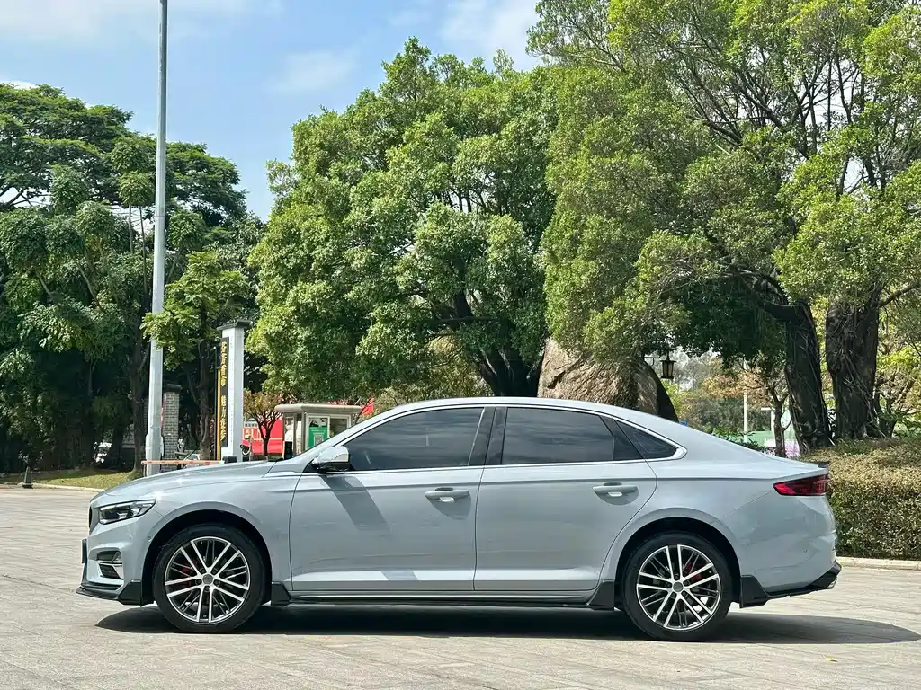 Geely Auto Geely Starray 2023 2.0TD Only This Cyan Green Edition 2023 - thumbnail 4