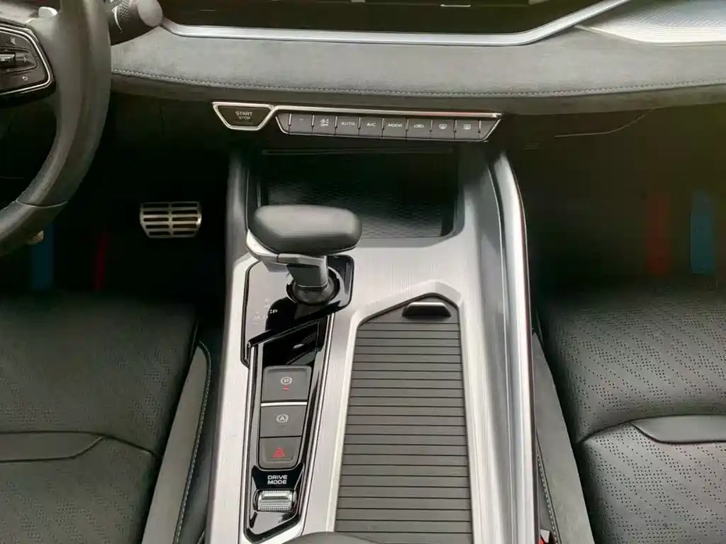 Geely Auto Geely Starray 2023 2.0TD Only This Cyan Green Edition 2023 - thumbnail 12