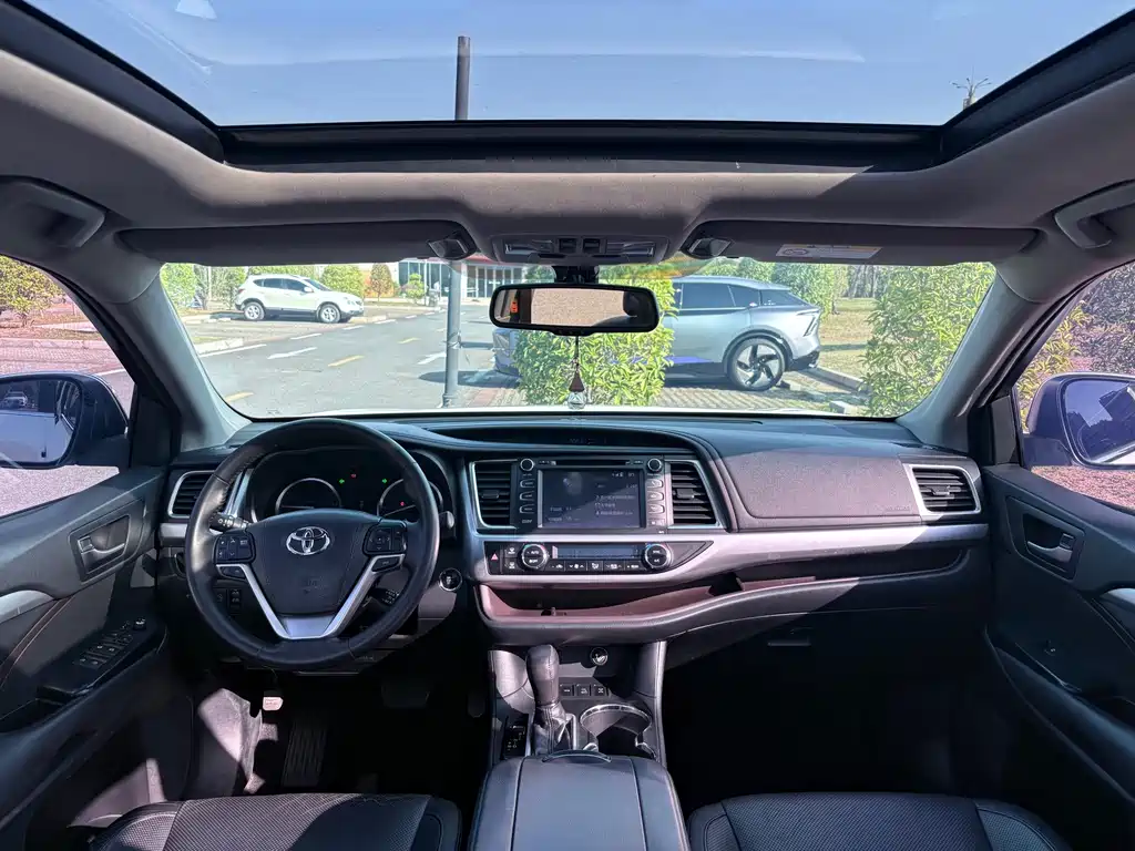 Toyota Toyota Highlander 2015 2.0T AWD Luxury 7-seater 2015 - thumbnail 18
