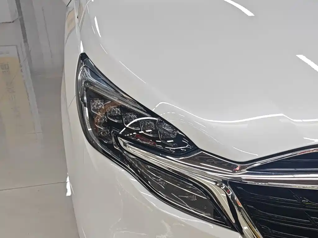 Buick Buick GL8 2021 ES Landmark 653T Premium Edition 2021 - thumbnail 7