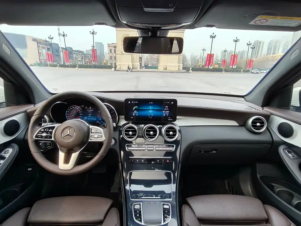 Mercedes-Benz Mercedes-Benz GLC 2020 Facelift GLC 260 L 4MATIC Dynamic 2020 - thumbnail 13