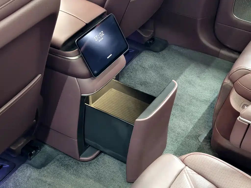NIO NIO ES8 2026 Six-Seat Executive Luxury Edition 2025 - thumbnail 9