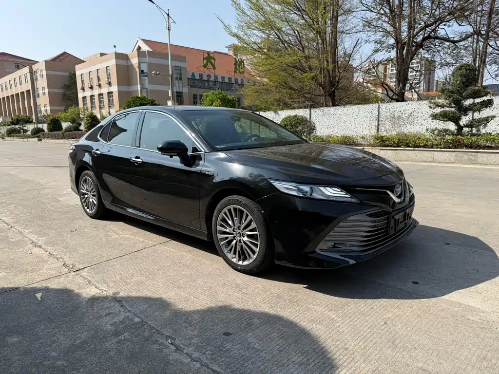 Toyota Toyota Camry 2019 Hybrid 2.5HG Luxury Edition China V 2019 - thumbnail 3