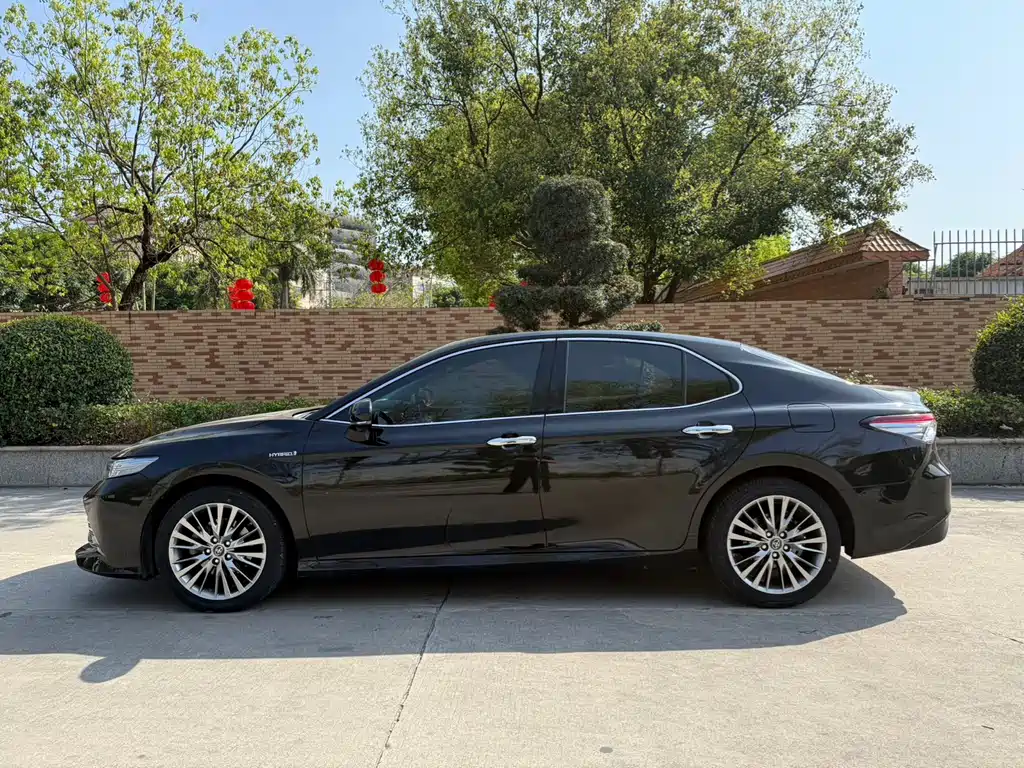 Toyota Toyota Camry 2019 Hybrid 2.5HG Luxury Edition China V 2019 - thumbnail 4