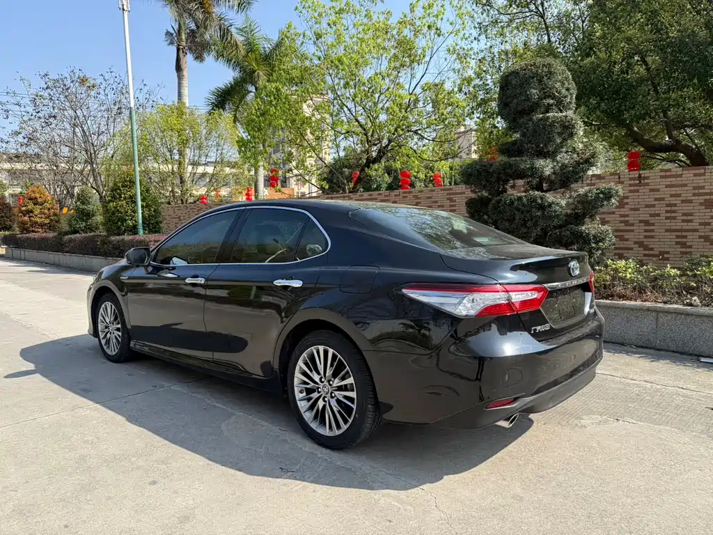 Toyota Toyota Camry 2019 Hybrid 2.5HG Luxury Edition China V 2019 - thumbnail 5