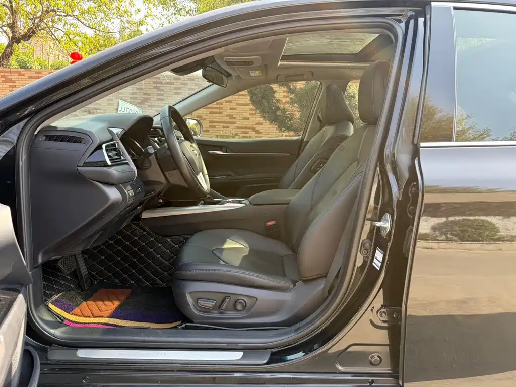 Toyota Toyota Camry 2019 Hybrid 2.5HG Luxury Edition China V 2019 - thumbnail 10