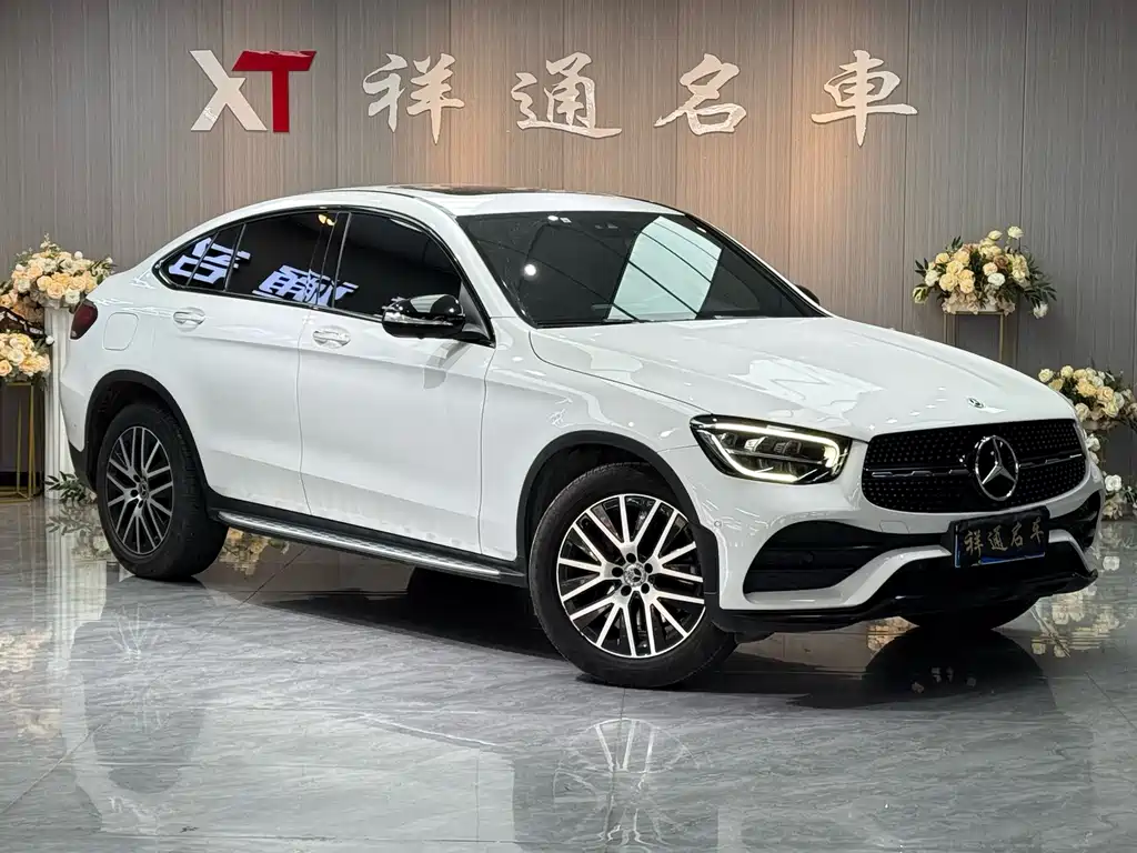 Mercedes-Benz Mercedes-Benz GLC Coupe 2020 GLC 300 4MATIC Coupé SUV 2020 - thumbnail 3