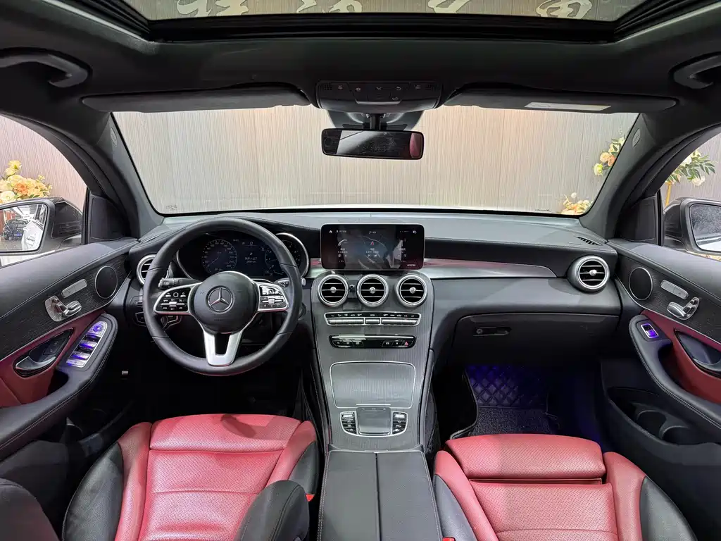 Mercedes-Benz Mercedes-Benz GLC Coupe 2020 GLC 300 4MATIC Coupé SUV 2020 - thumbnail 6