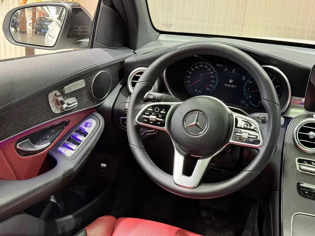 Mercedes-Benz Mercedes-Benz GLC Coupe 2020 GLC 300 4MATIC Coupé SUV 2020 - thumbnail 13