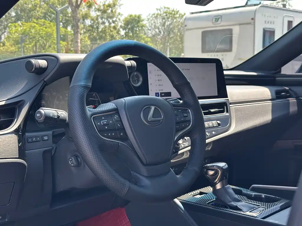 Lexus Lexus ES 2022 200 Excellent Edition 2023 - thumbnail 6