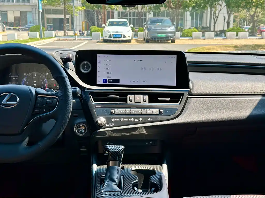 Lexus Lexus ES 2022 200 Excellent Edition 2023 - thumbnail 8