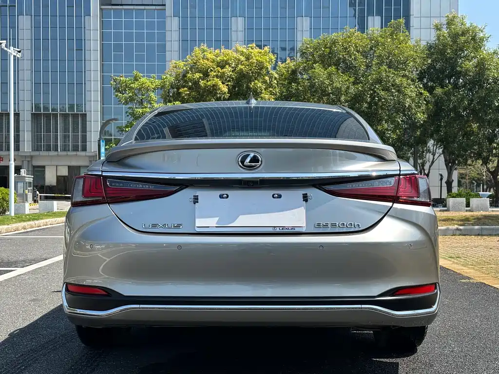 Lexus Lexus ES 2022 200 Excellent Edition 2023 - thumbnail 12