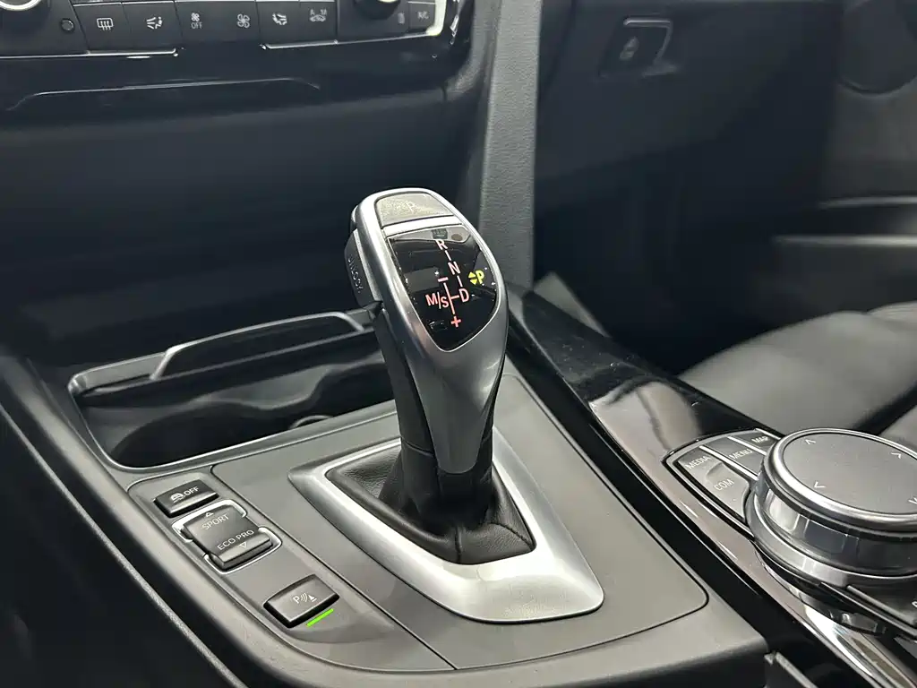 BMW BMW 3 Series 2018 320Li M Sport Package 2018 - thumbnail 10