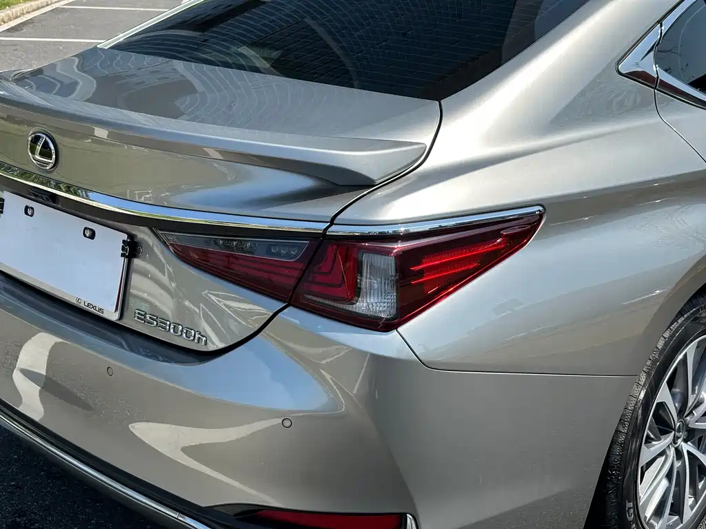 Lexus Lexus ES 2022 200 Excellent Edition 2023 - thumbnail 14