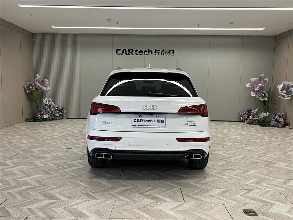 Audi Audi Q5L 2024 40 TFSI Luxury Dynamic Model 2024 - thumbnail 5