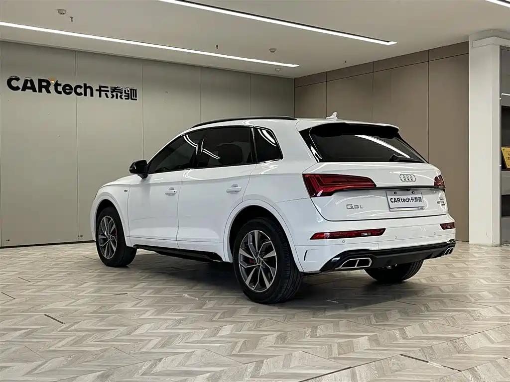 Audi Audi Q5L 2024 40 TFSI Luxury Dynamic Model 2024 - thumbnail 7