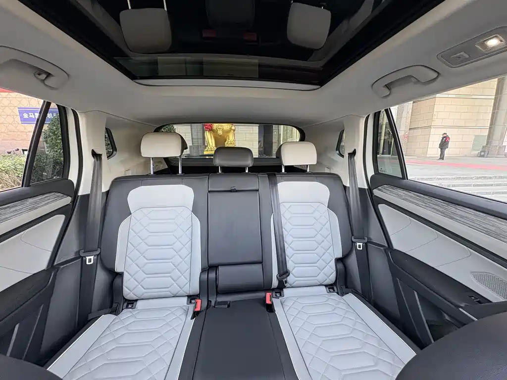 Volkswagen Tayron 2023 Model Year Facelift 380TSI 4Motion R-Line High Performance Edition 2022 - thumbnail 11