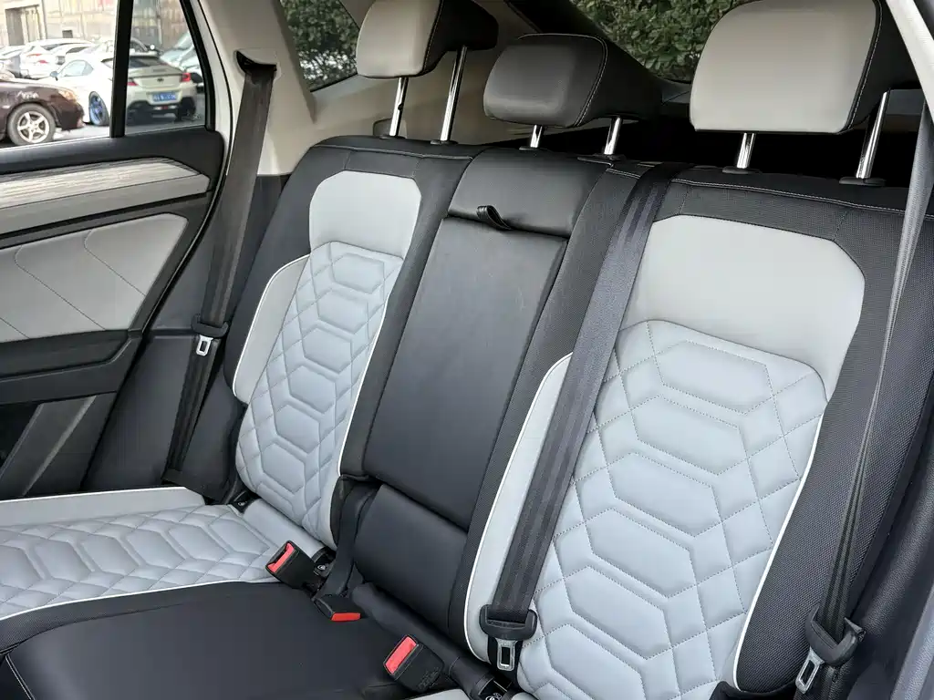 Volkswagen Tayron 2023 Model Year Facelift 380TSI 4Motion R-Line High Performance Edition 2022 - thumbnail 24