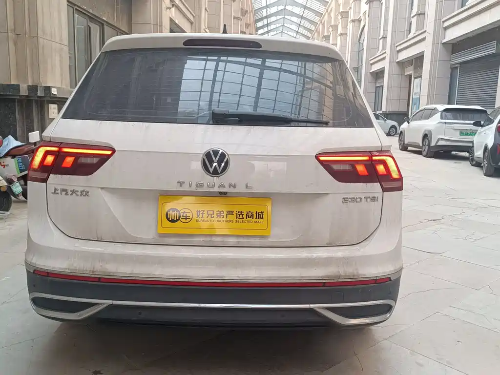 Volkswagen Tiguan L 2022 330TSI Automatic 2WD Smart Enjoy Edition 2022 - thumbnail 5
