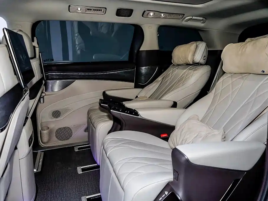 Denza DENZA D9 2025 DM-i Intelligent Driving Edition 1020 AWD Premium 2025 - thumbnail 10