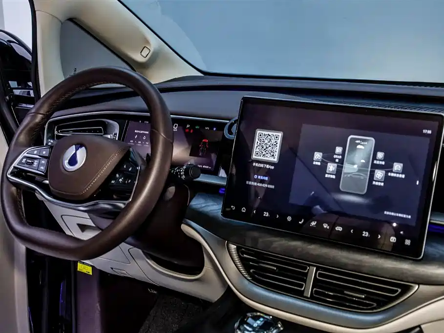 Denza DENZA D9 2025 DM-i Intelligent Driving Edition 1020 AWD Premium 2025 - thumbnail 17