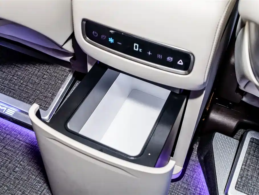 Denza DENZA D9 2025 DM-i Intelligent Driving Edition 1020 AWD Premium 2025 - thumbnail 23