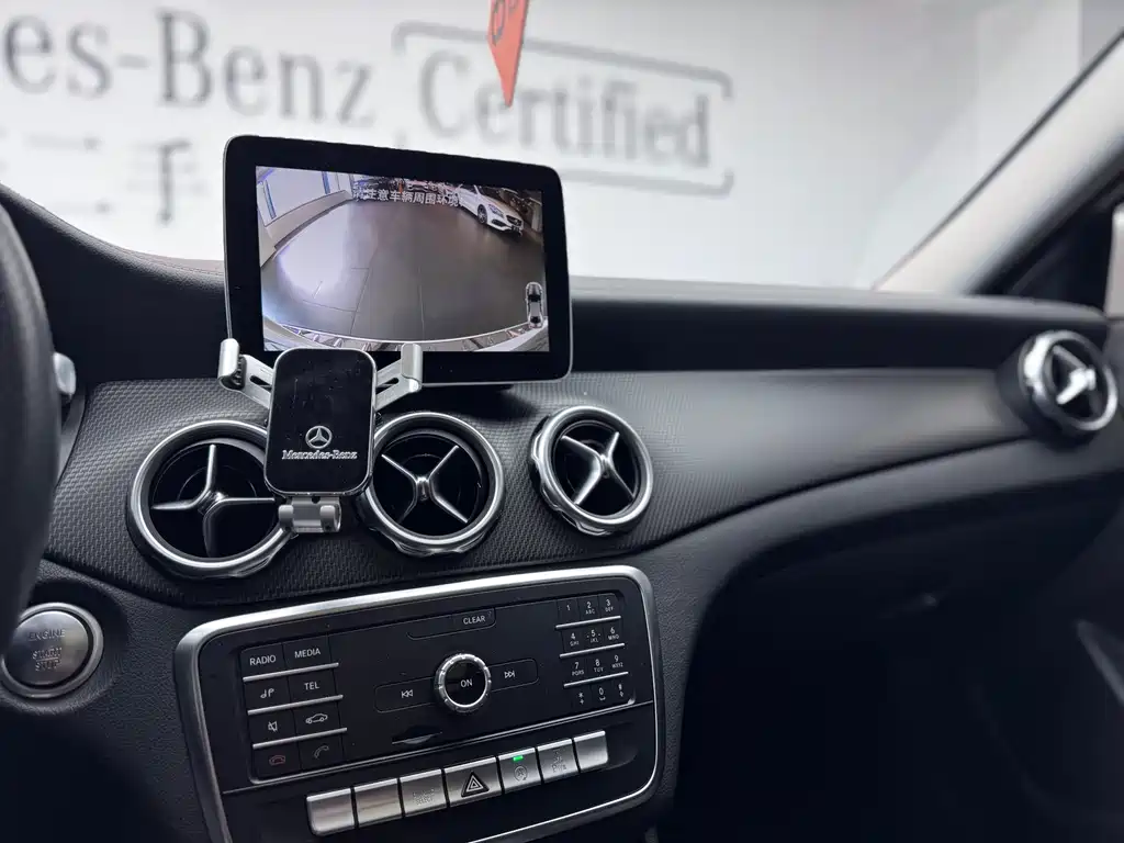 Mercedes-Benz Mercedes-Benz GLA 2018 GLA 200 Style 2018 - thumbnail 14