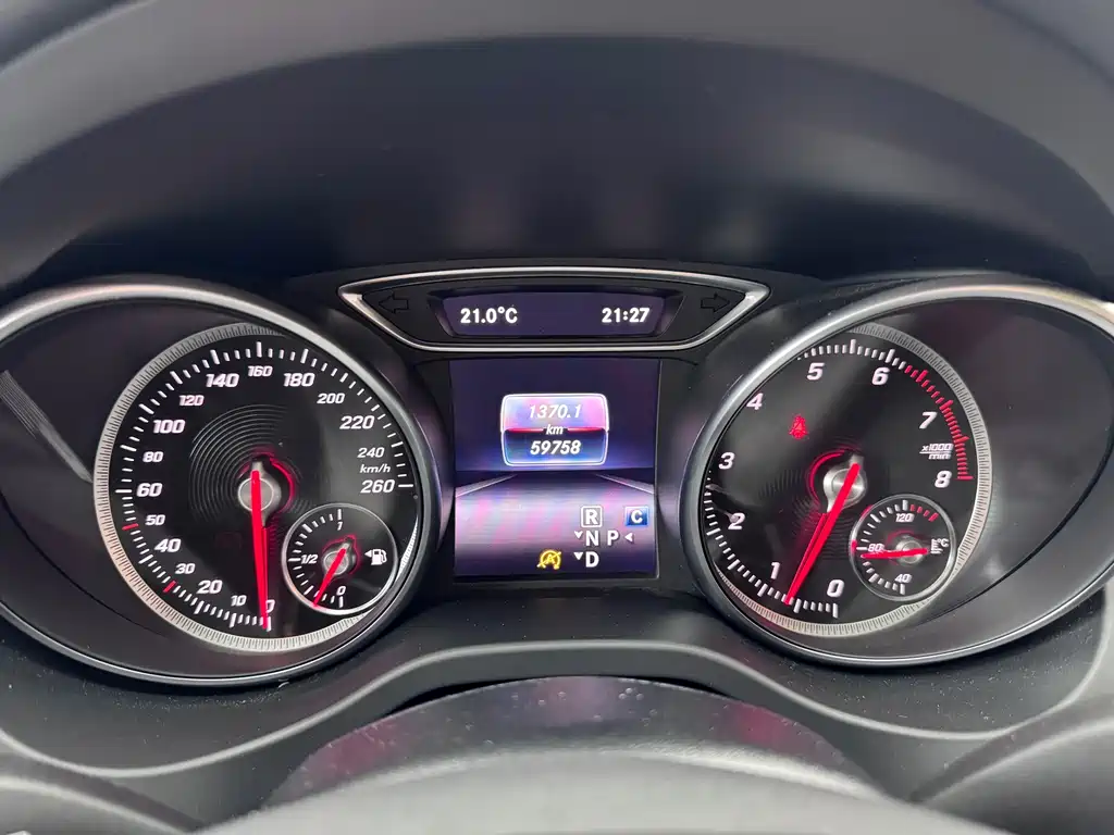 Mercedes-Benz Mercedes-Benz GLA 2018 GLA 200 Style 2018 - thumbnail 15