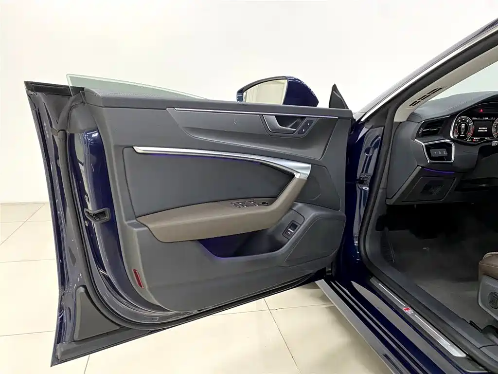 Audi Audi A7L 2022 45 TFSI S-line Dream Edition 2023 - thumbnail 8