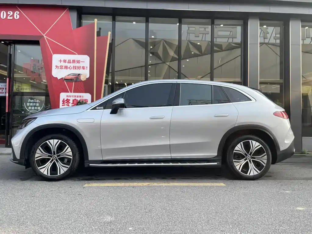 Mercedes-Benz Mercedes-Benz EQE SUV 2023 350 4MATIC Luxury Edition 2025 - thumbnail 6