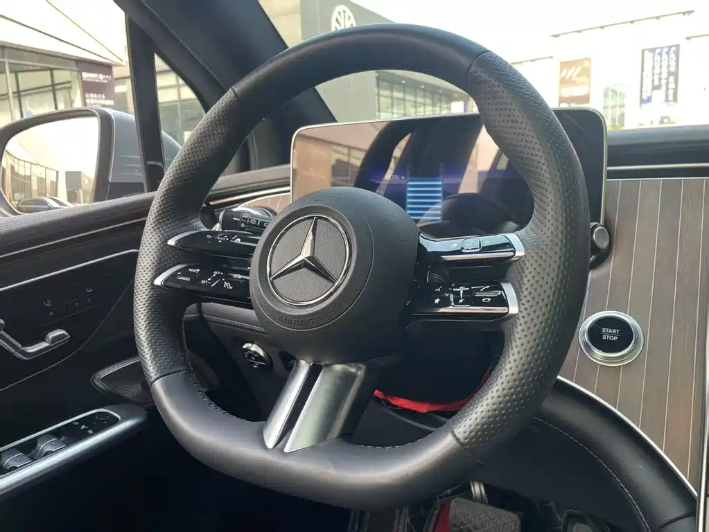 Mercedes-Benz Mercedes-Benz EQE SUV 2023 350 4MATIC Luxury Edition 2025 - thumbnail 9