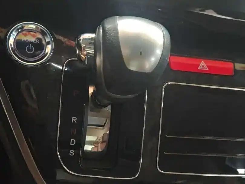 Honda Elise 2019 2.0L Hybrid Premium Edition 2021 - thumbnail 14