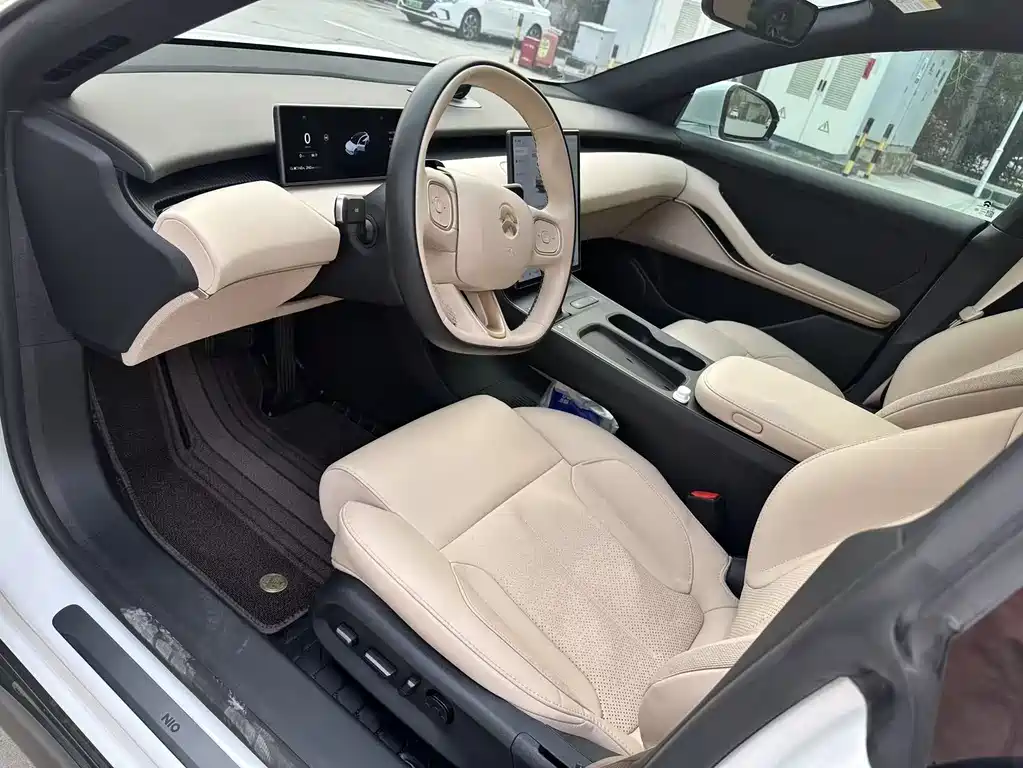 NIO NIO ET5T 2024 75kWh Touring 2025 - thumbnail 15