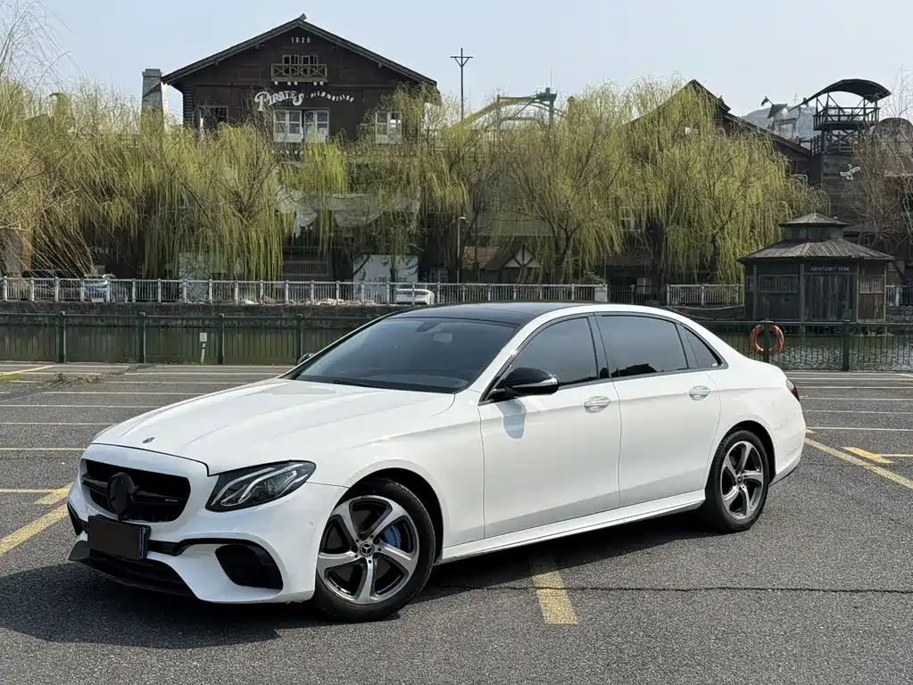 Mercedes-Benz Mercedes-Benz E-Class 2018 E 300 L Sport Style 2018