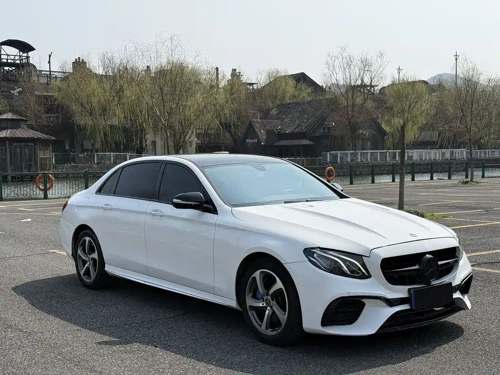 Mercedes-Benz Mercedes-Benz E-Class 2018 E 300 L Sport Style 2018 - thumbnail 3