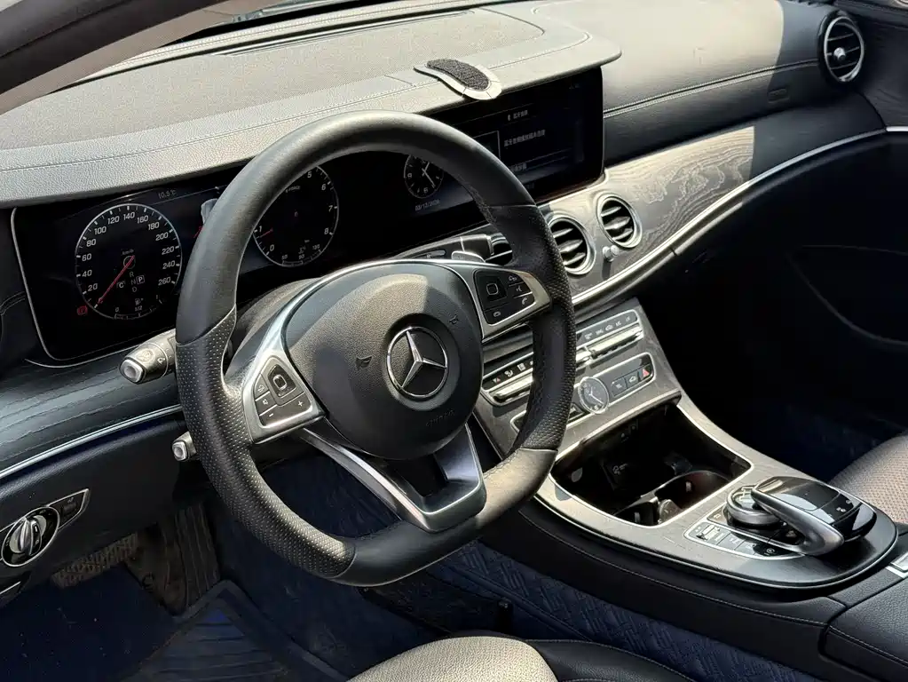 Mercedes-Benz Mercedes-Benz E-Class 2018 E 300 L Sport Style 2018 - thumbnail 9