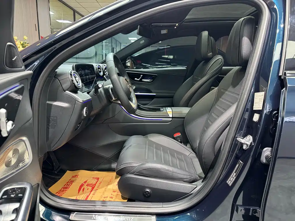 Mercedes-Benz Mercedes-Benz C-Class 2023 Facelift 2 C 260 L Night Sport Edition 2023 - thumbnail 5