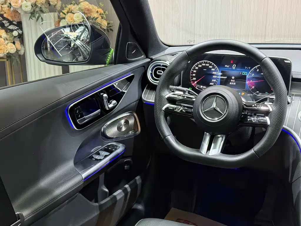Mercedes-Benz Mercedes-Benz C-Class 2023 Facelift 2 C 260 L Night Sport Edition 2023 - thumbnail 18