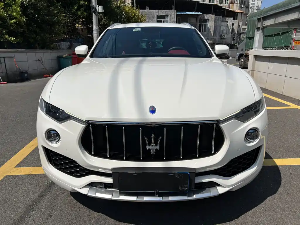 Maserati Maserati Levante 2016 3.0T Standard 2017 - thumbnail 2