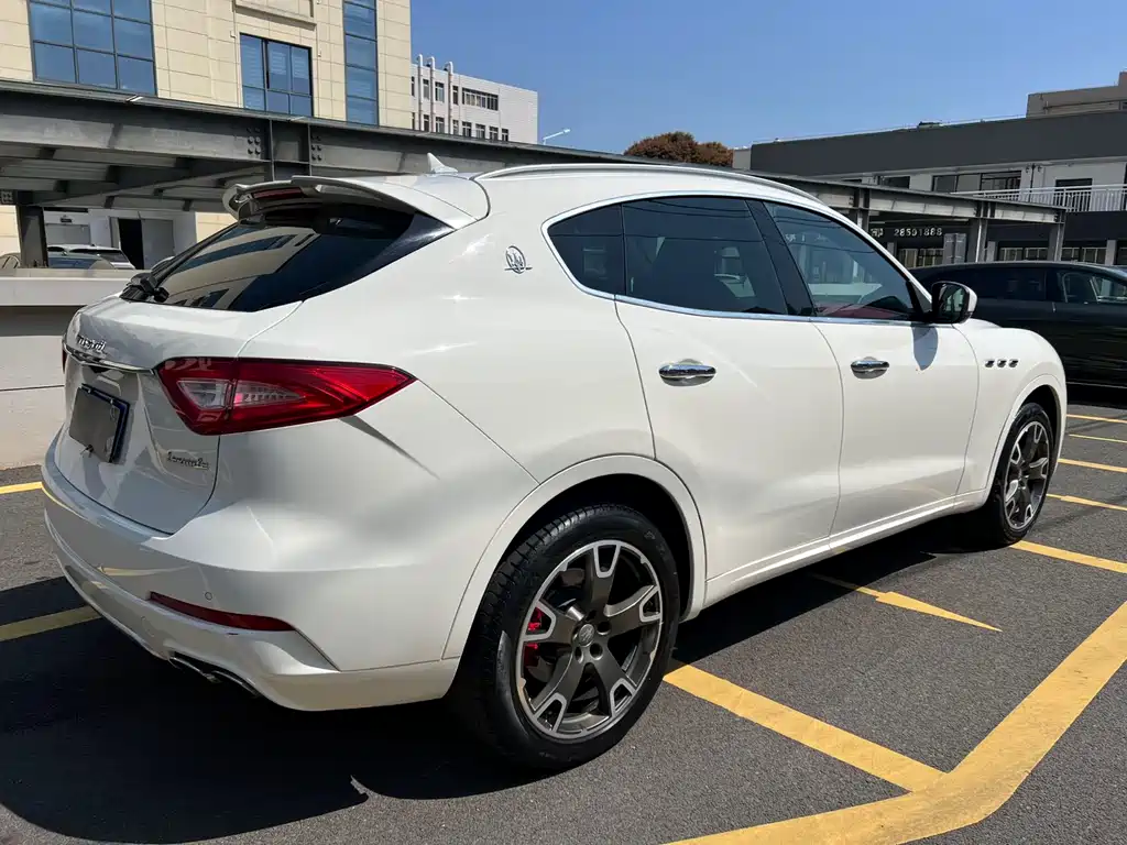 Maserati Maserati Levante 2016 3.0T Standard 2017 - thumbnail 15