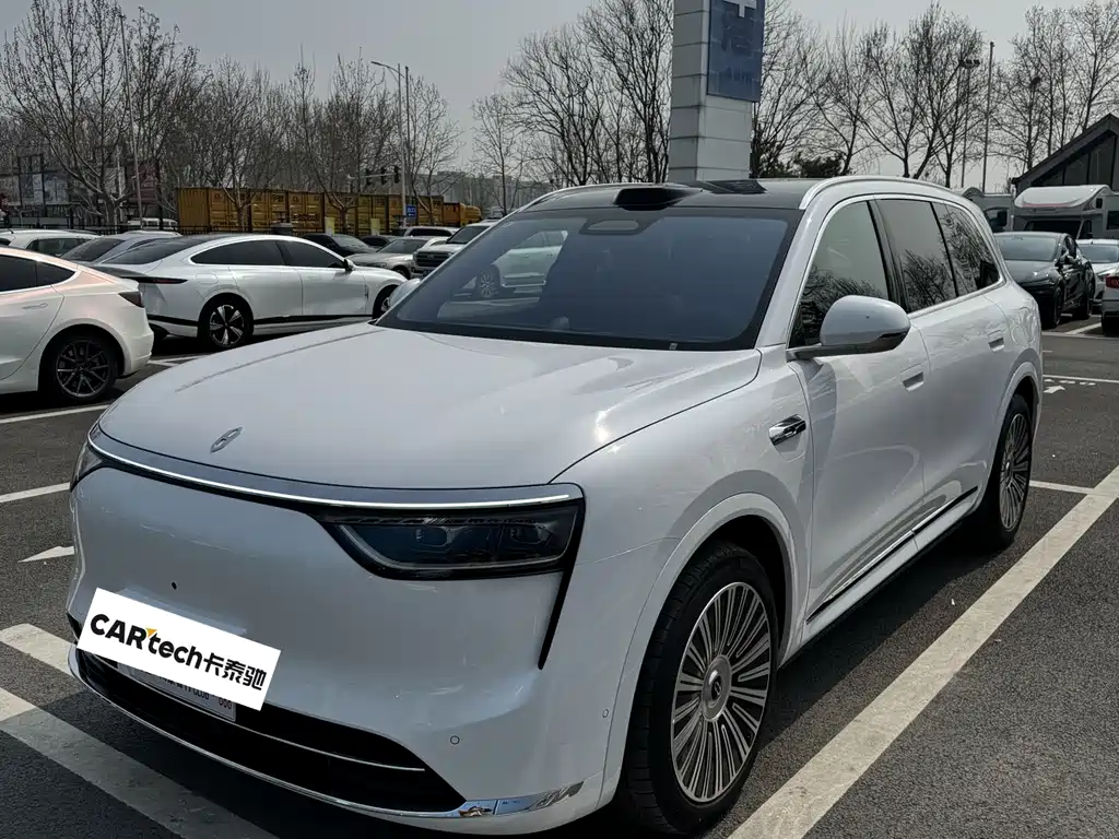 AITO Aito M8 2025 Extended Range Ultra 53.4kWh 6-Seat Version 2025 - thumbnail 2