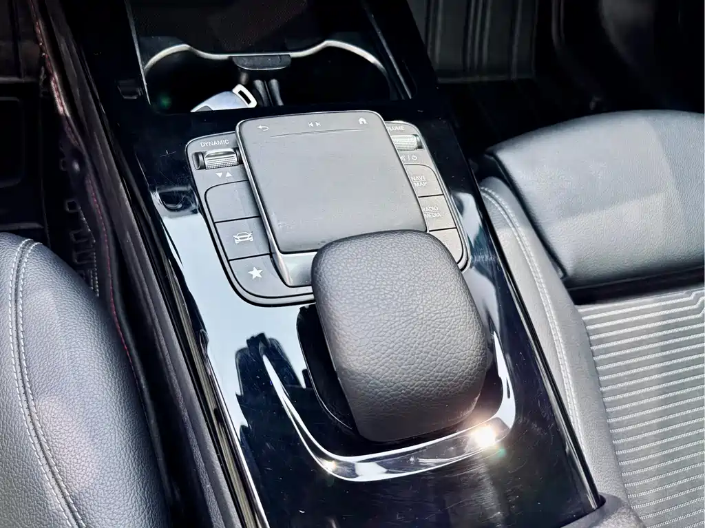 Mercedes-Benz Mercedes-Benz A-Class 2021 A 200 Sport Edition 2021 - thumbnail 24