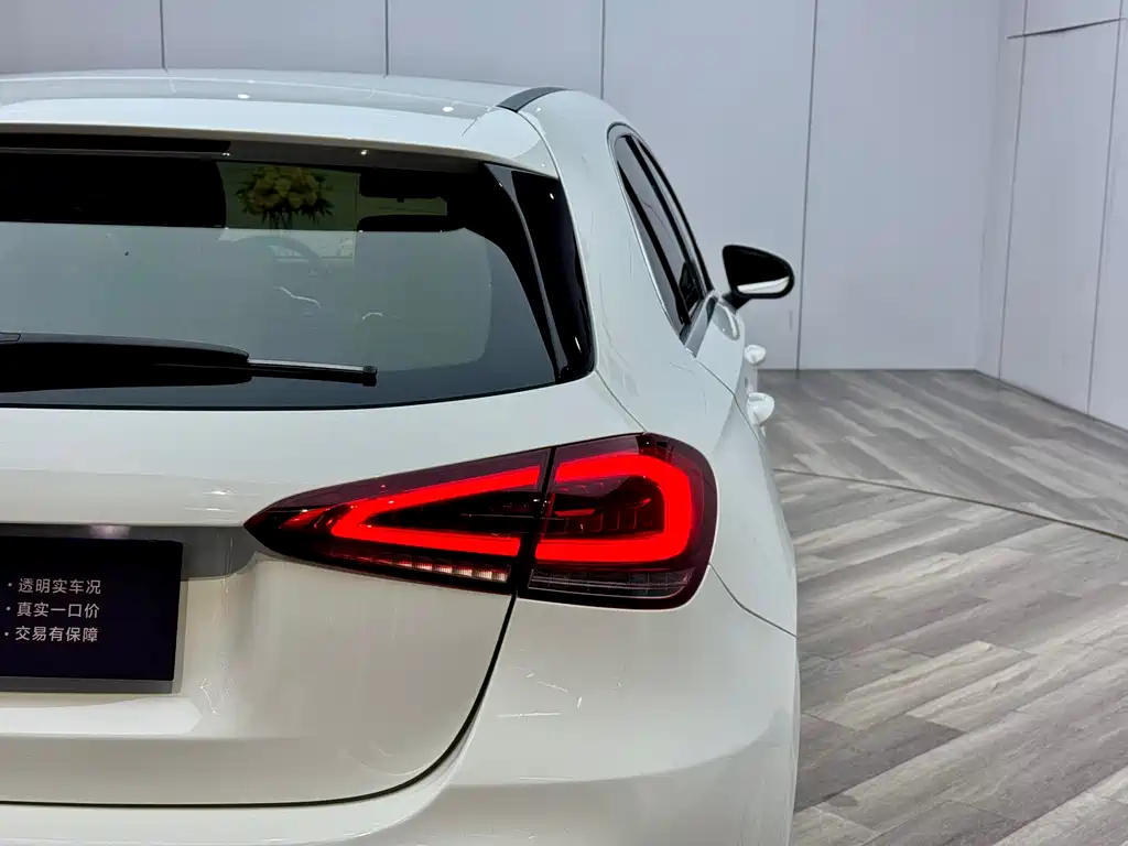 Mercedes-Benz Mercedes-Benz A-Class 2021 A 200 Sport Edition 2021 - thumbnail 26