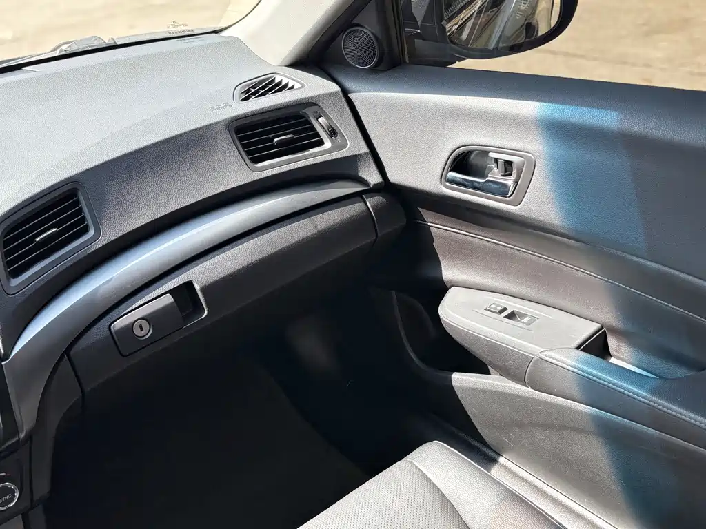 Acura Acura ILX 2013 2.0L Premium Edition 2016 - thumbnail 12
