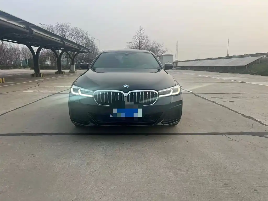 BMW BMW 5 Series 2022 Model Update 2 525Li M Sport Package 2023 - thumbnail 2