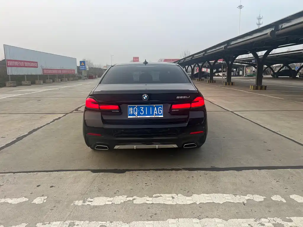 BMW BMW 5 Series 2022 Model Update 2 525Li M Sport Package 2023 - thumbnail 8