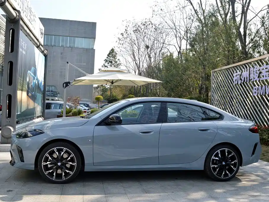 BMW BMW 2 Series 2025 225i M Sport Shadowline Package 2025 - thumbnail 4
