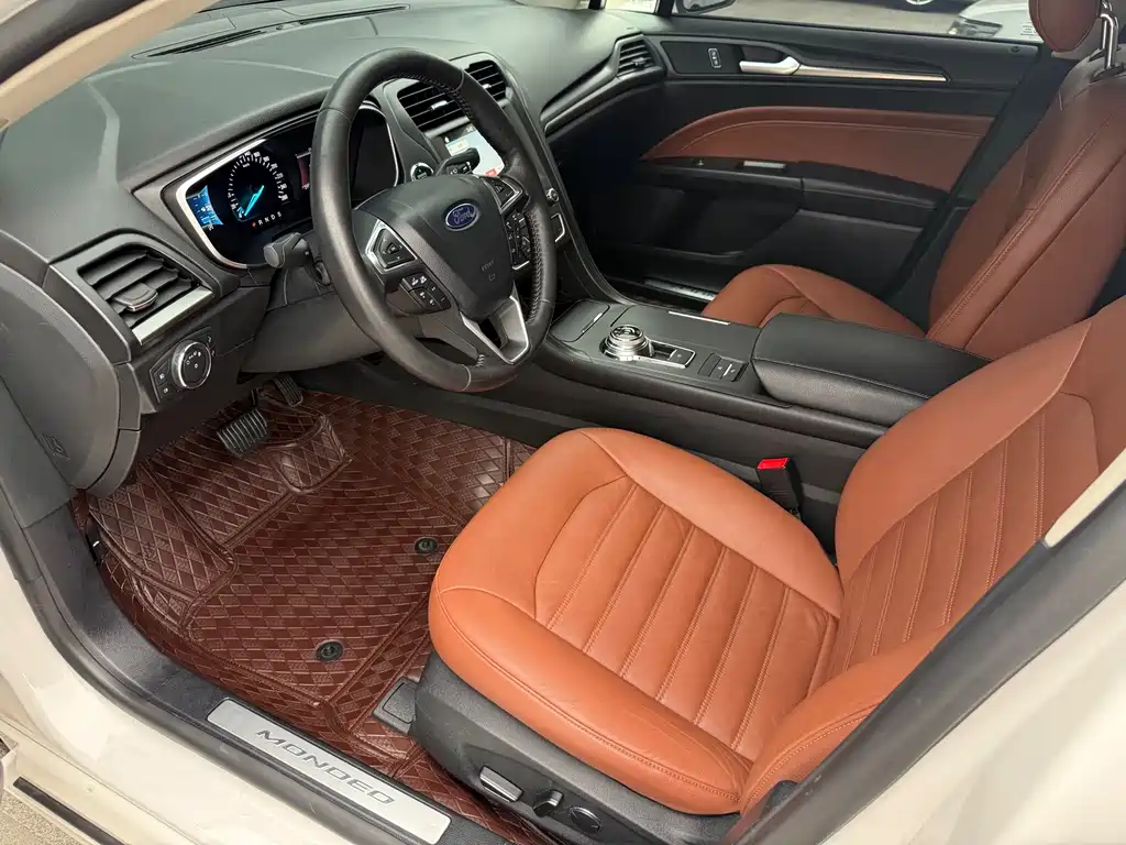 Ford Mondeo 2018 EcoBoost 200 Cognac Special Edition 2018 - thumbnail 4