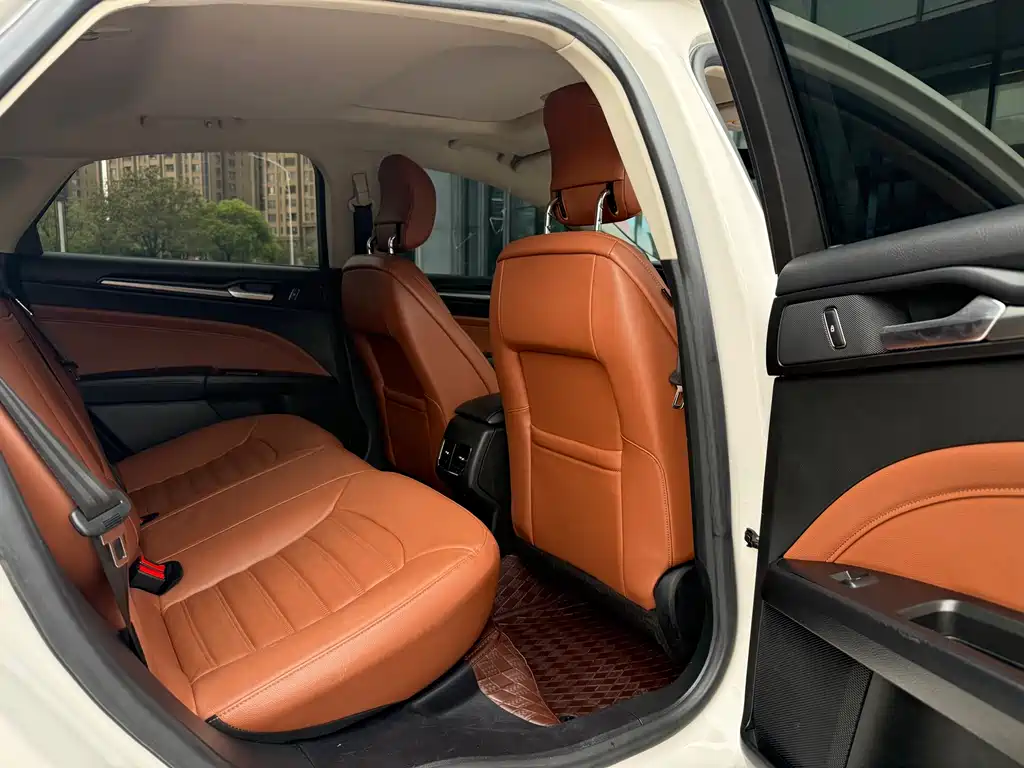 Ford Mondeo 2018 EcoBoost 200 Cognac Special Edition 2018 - thumbnail 7